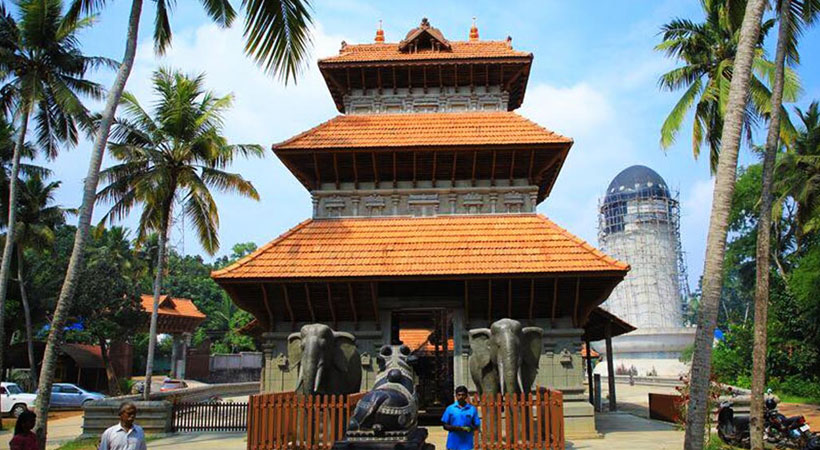 Construction of Shiva Linga in Chenkal Maheshwaram Siva Parvathy Temple in Trivandrum