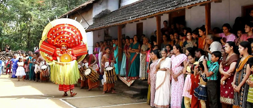 Perumkaliyattam Mahotsavam in Kalliot Devi Temple, Kasargod